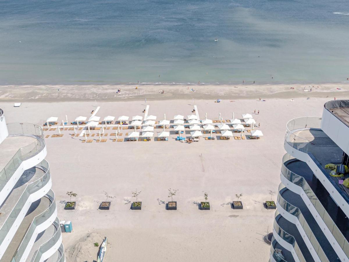 Sea On Aparthotel Mamaia Exterior photo